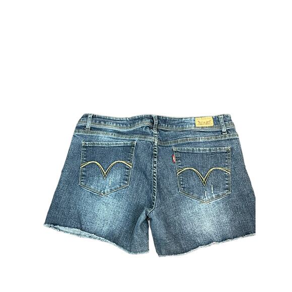 Levi's Midi Short 15 Juniors Womens Cut Off Distressed boyfriend - Picture 4 of 4
